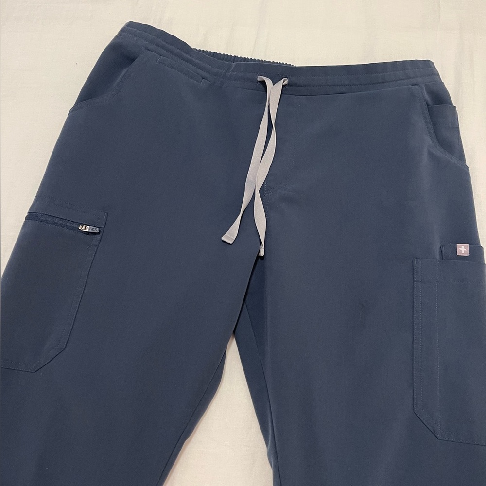 Figs Yola Skinny Scrub Pant Dark Harbour. SOLD